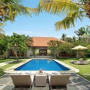  Вилла Sativa With Private Pool Индонезия